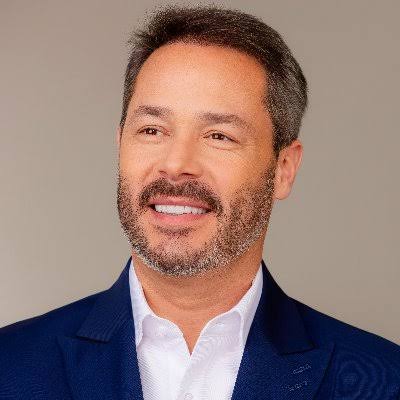 Retrato oficial do Deputado Federal Saulo Pedroso